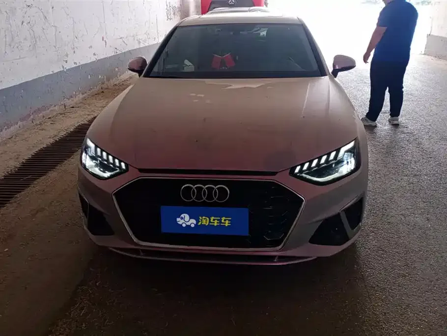 Audi A4L 2021 из CN, фото 7