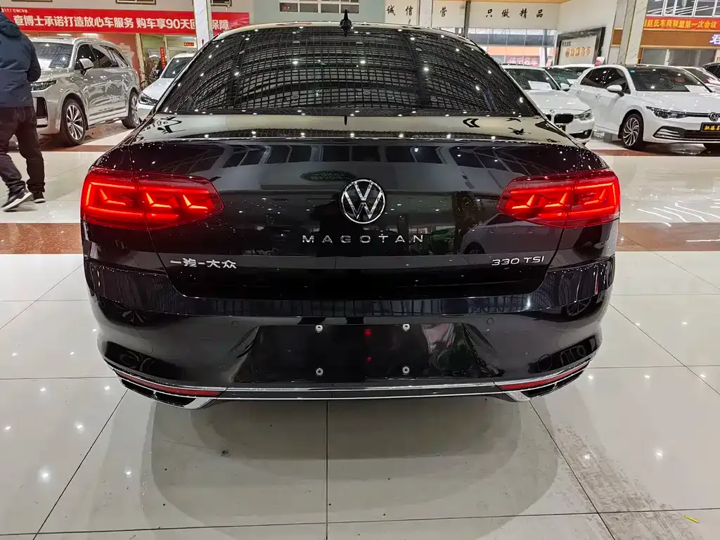 Volkswagen Magotan 2023 из CN, фото 8