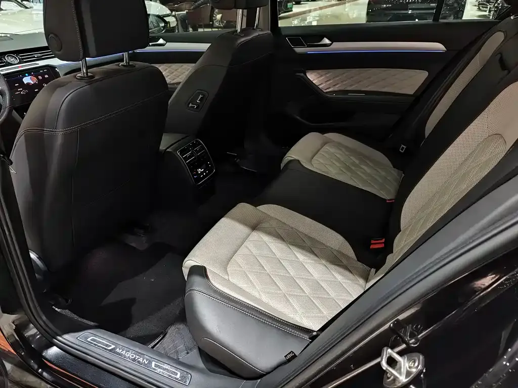 Volkswagen Magotan 2023 из CN, фото 5