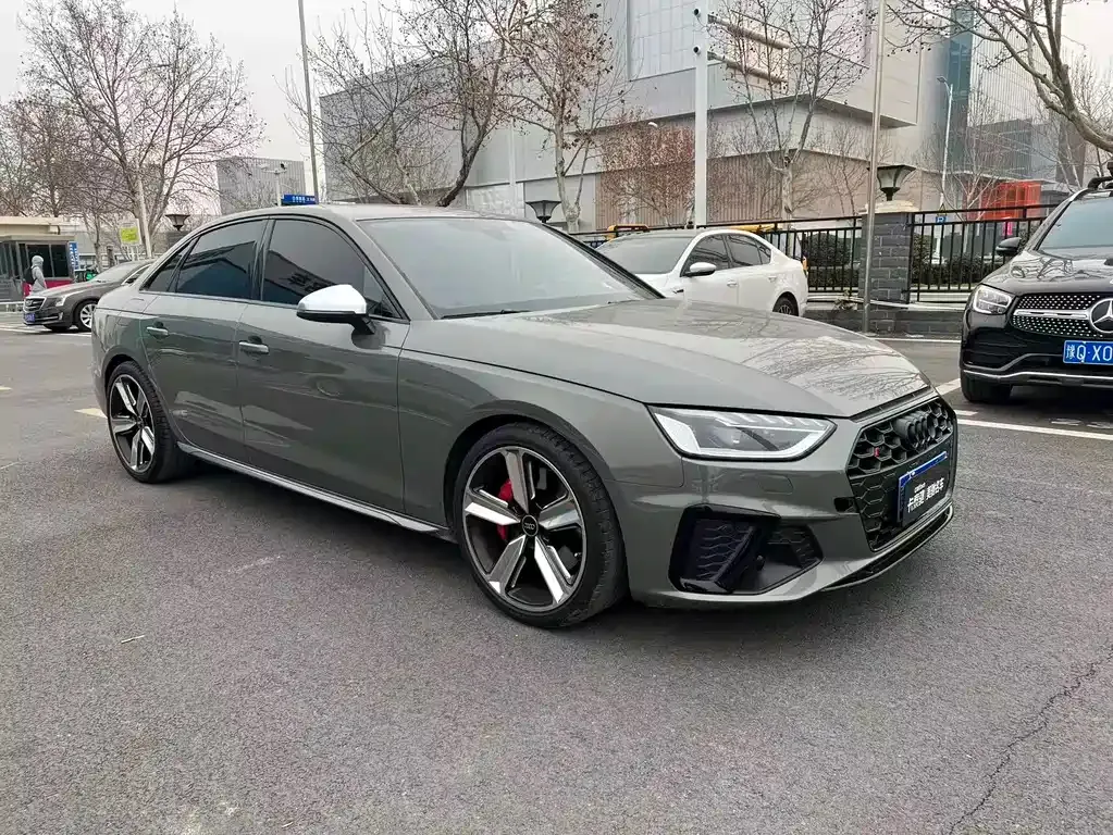 Audi S4 2023 из CN, фото 8