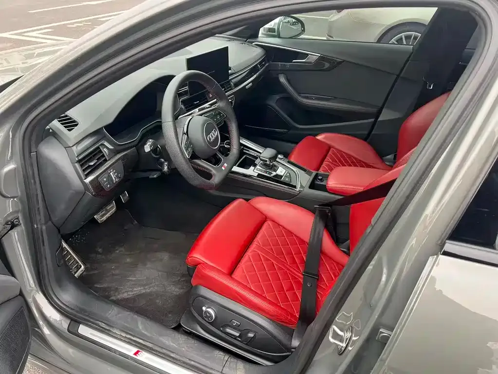 Audi S4 2023 из CN, фото 3