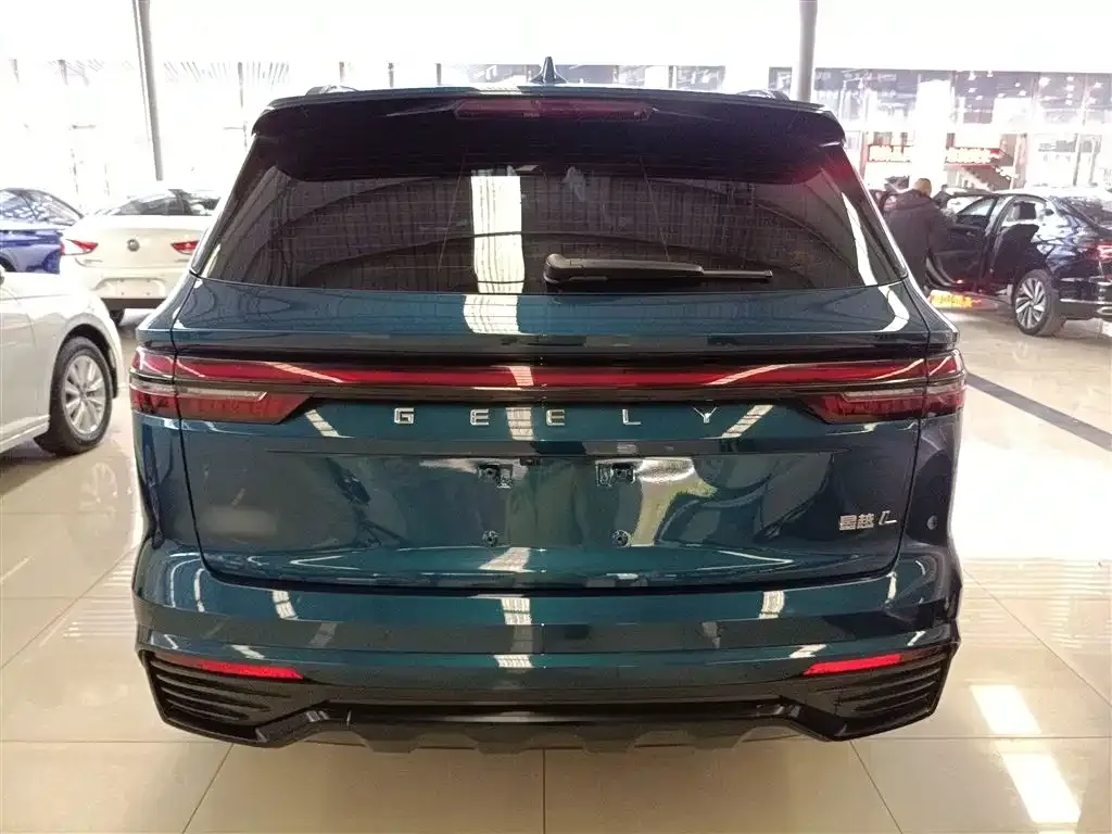 Geely Xingyue L — фото 2