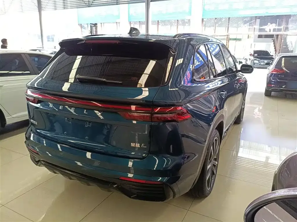 Geely Xingyue L — фото 4