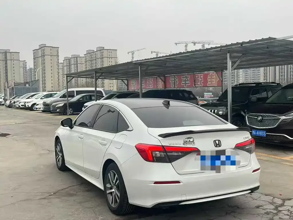 Honda Civic — фото 8