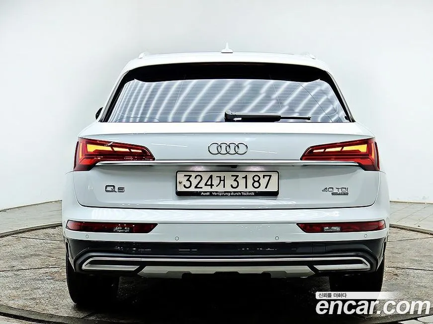 Audi Q5 2022 из KR, фото 2