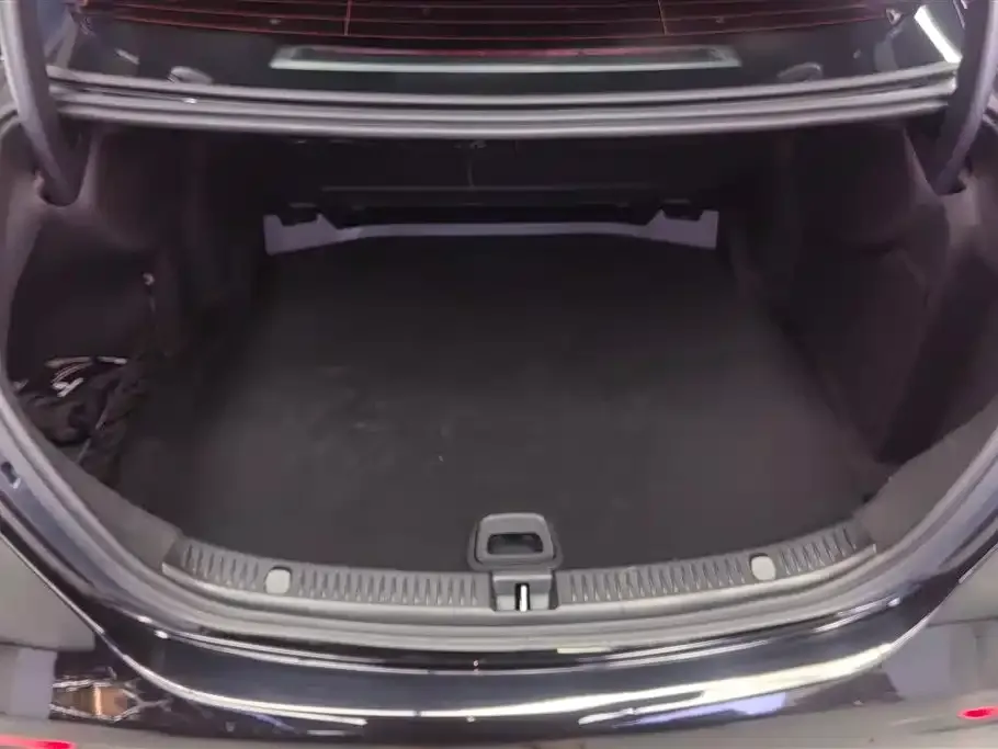 Mercedes-Benz E-Class 2021 из CN, фото 4