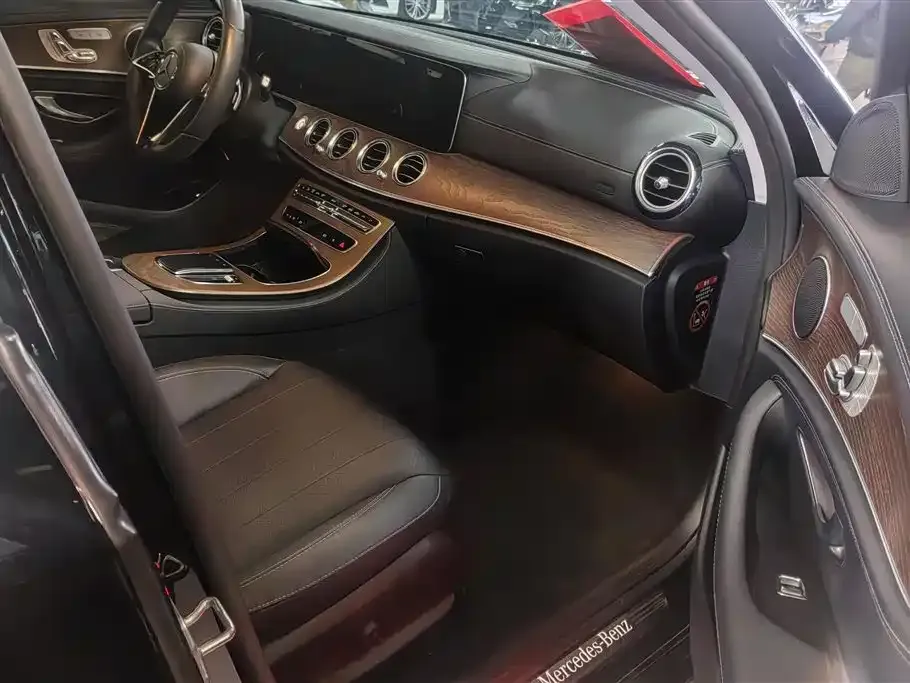Mercedes-Benz E-Class 2021 из CN, фото 9