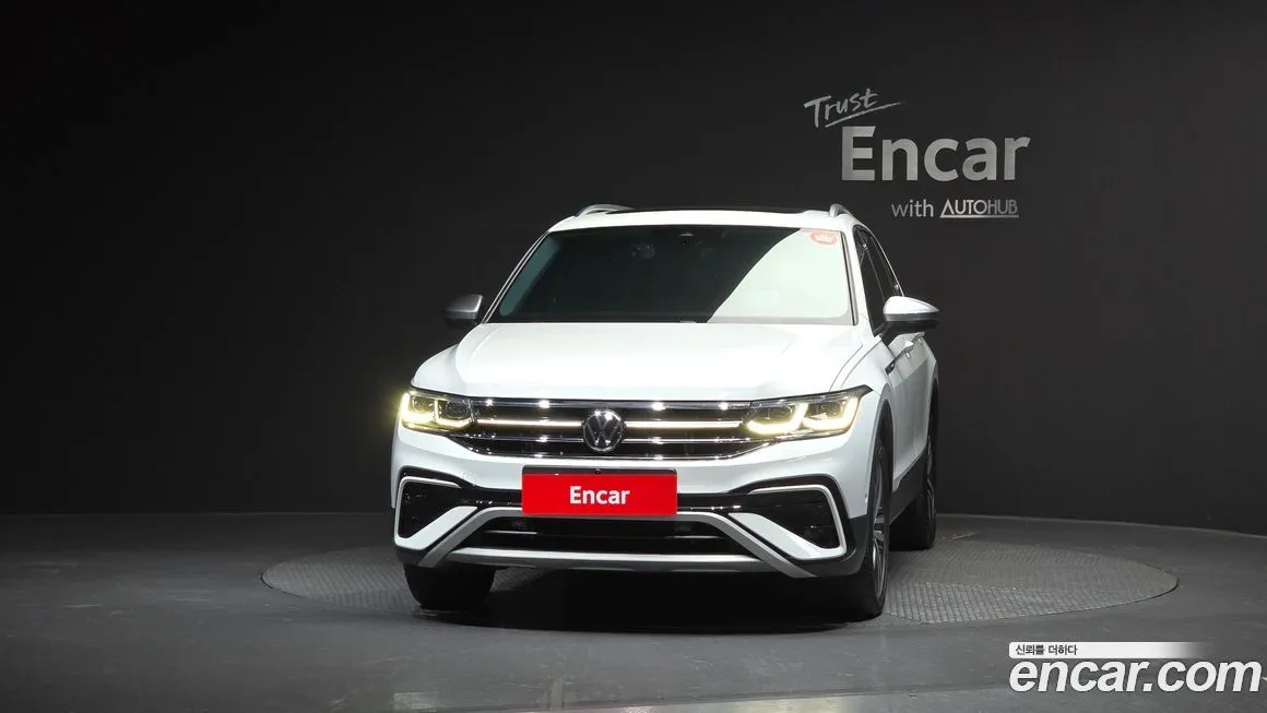 Volkswagen Tiguan — фото 5
