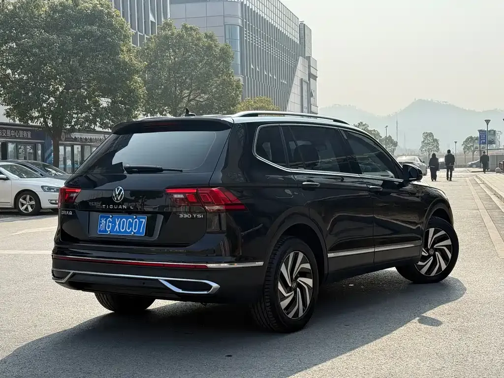 Volkswagen Tiguan L 2024 из CN, фото 5
