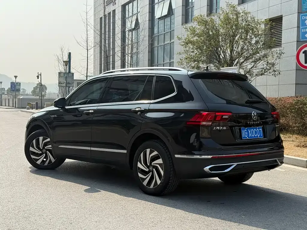 Volkswagen Tiguan L 2024 из CN, фото 6