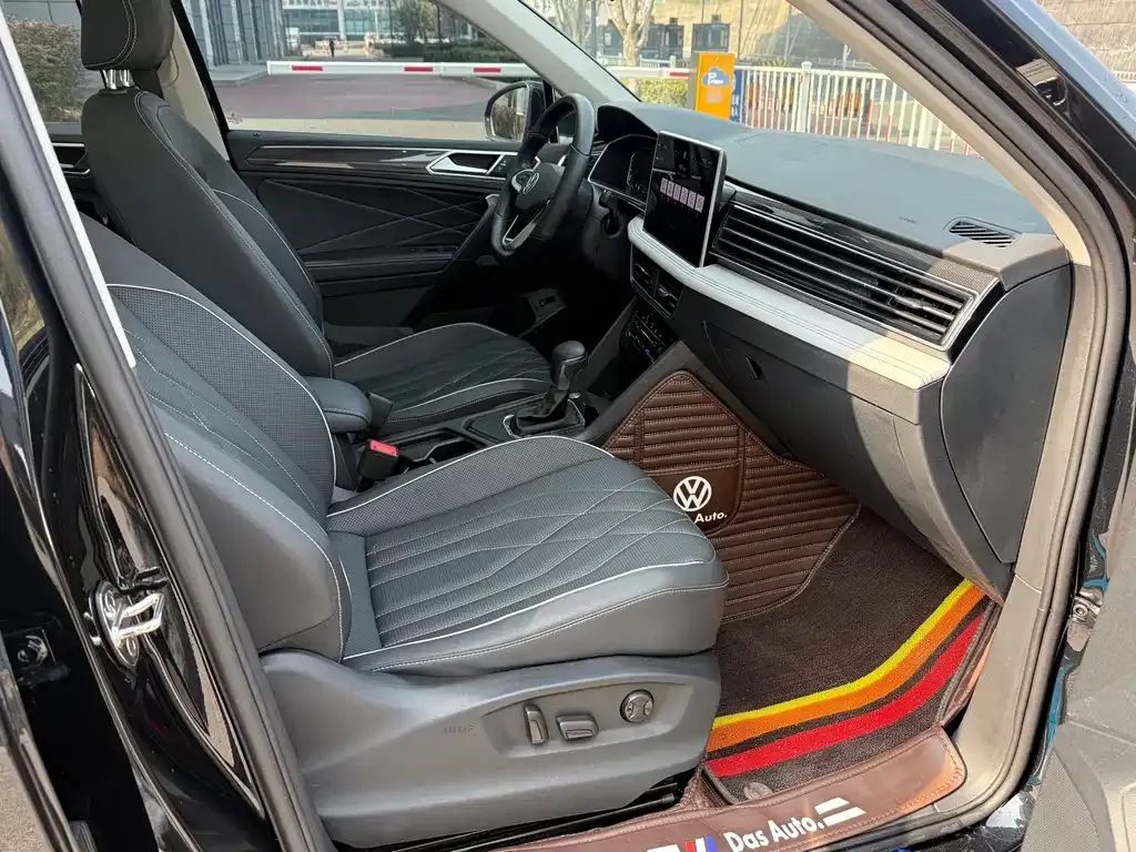 Volkswagen Tiguan L 2024 из CN, фото 3