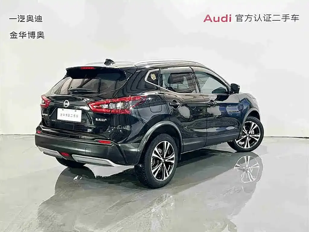 Nissan Qashqai — фото 4
