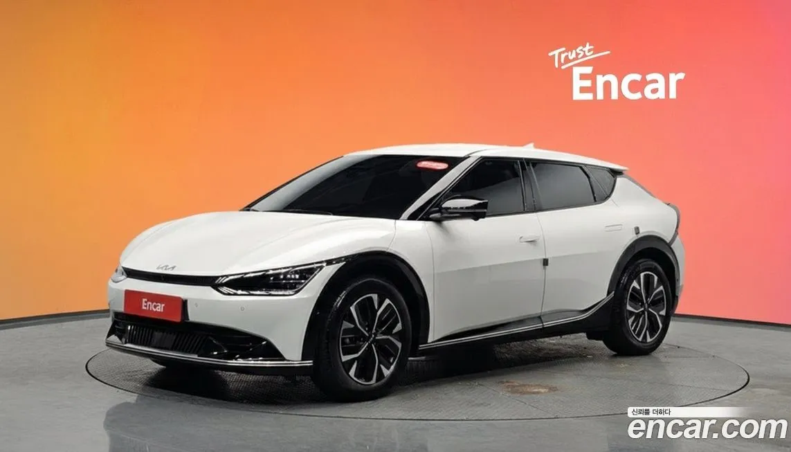 Kia EV6 2023 из KR, фото 1