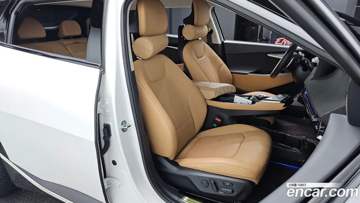 Kia EV6 2023 из KR, фото 10