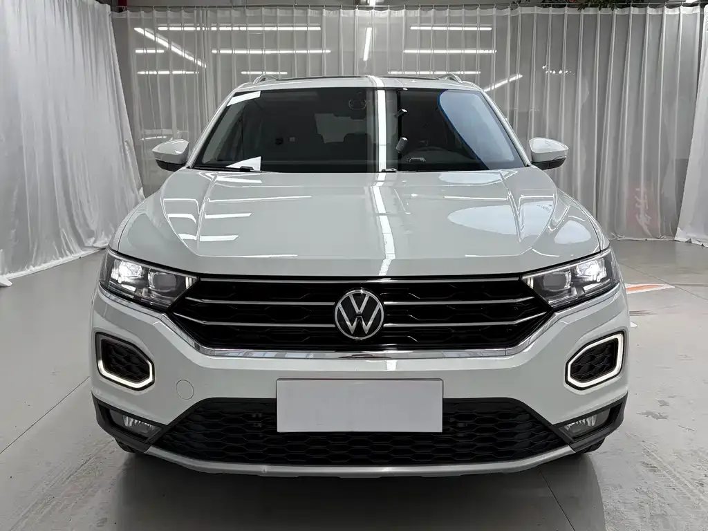Volkswagen T-Roc — фото 3
