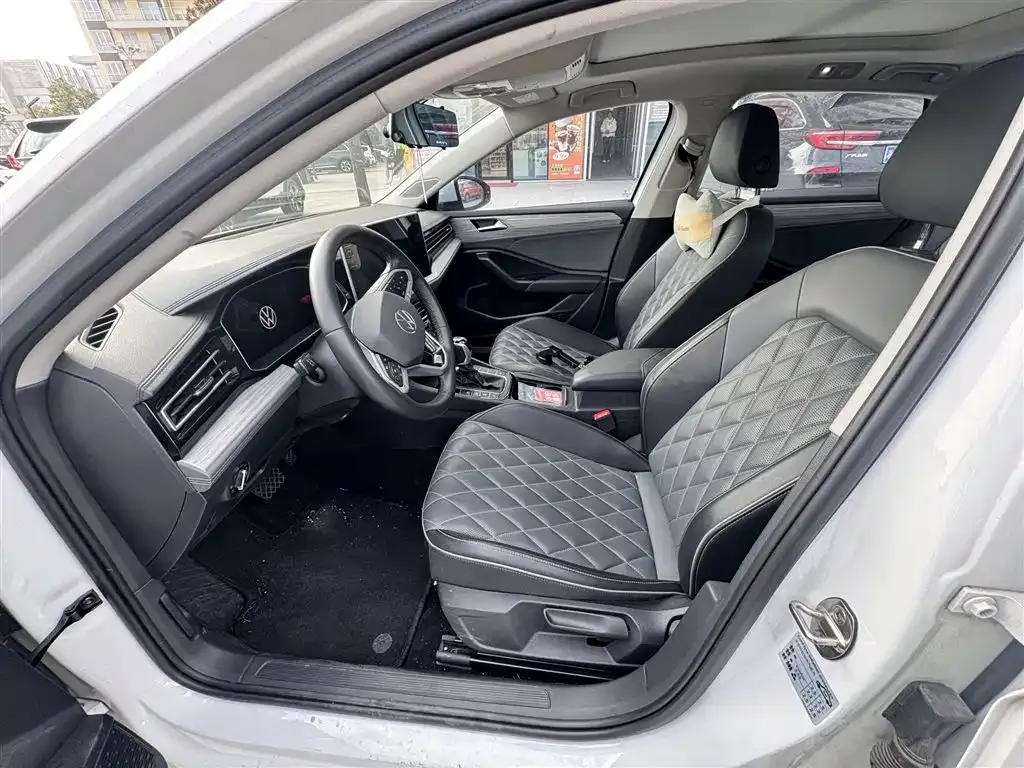 Volkswagen Sagitar 2023 из CN, фото 8