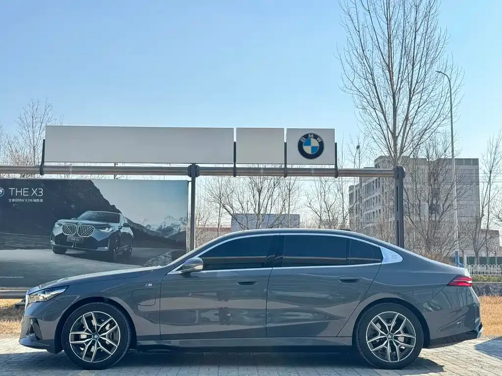 BMW i5 2025 из CN, фото 8