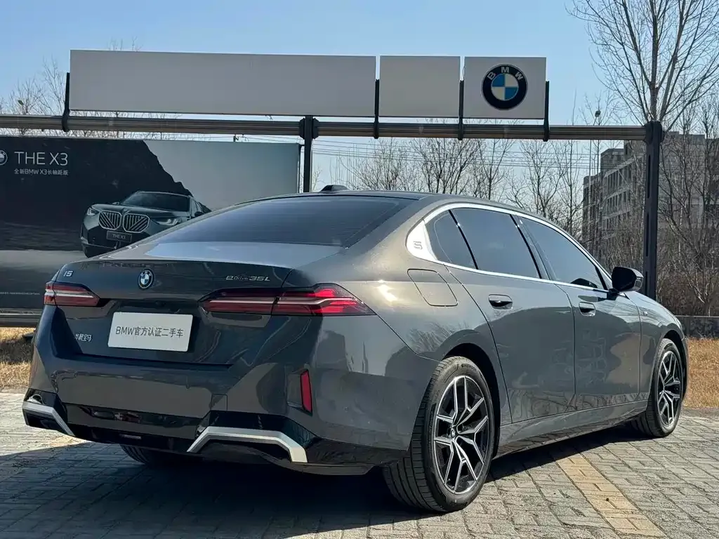 BMW i5 2025 из CN, фото 9