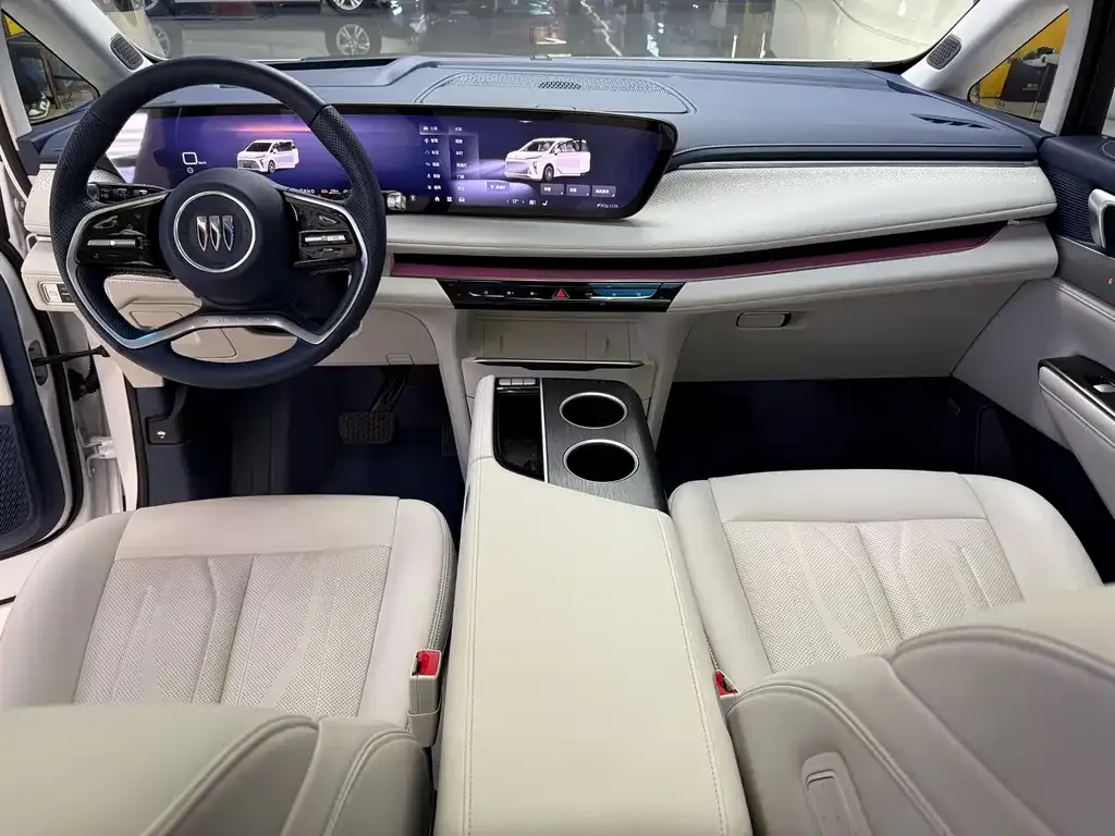 Buick GL8 Hybrid — фото 10
