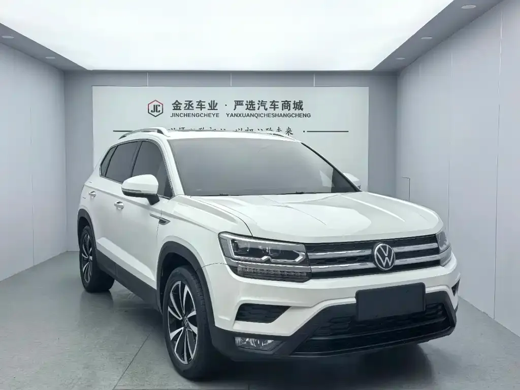 Volkswagen Tharu — фото 4