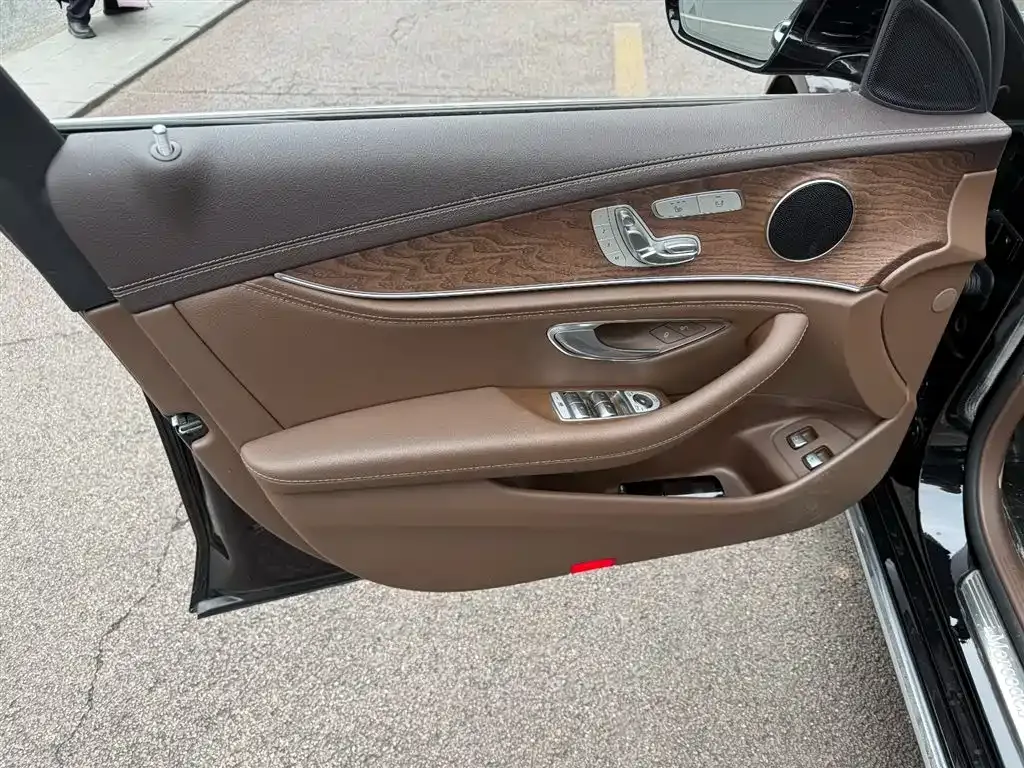 Mercedes-Benz E-Class New Energy — фото 9