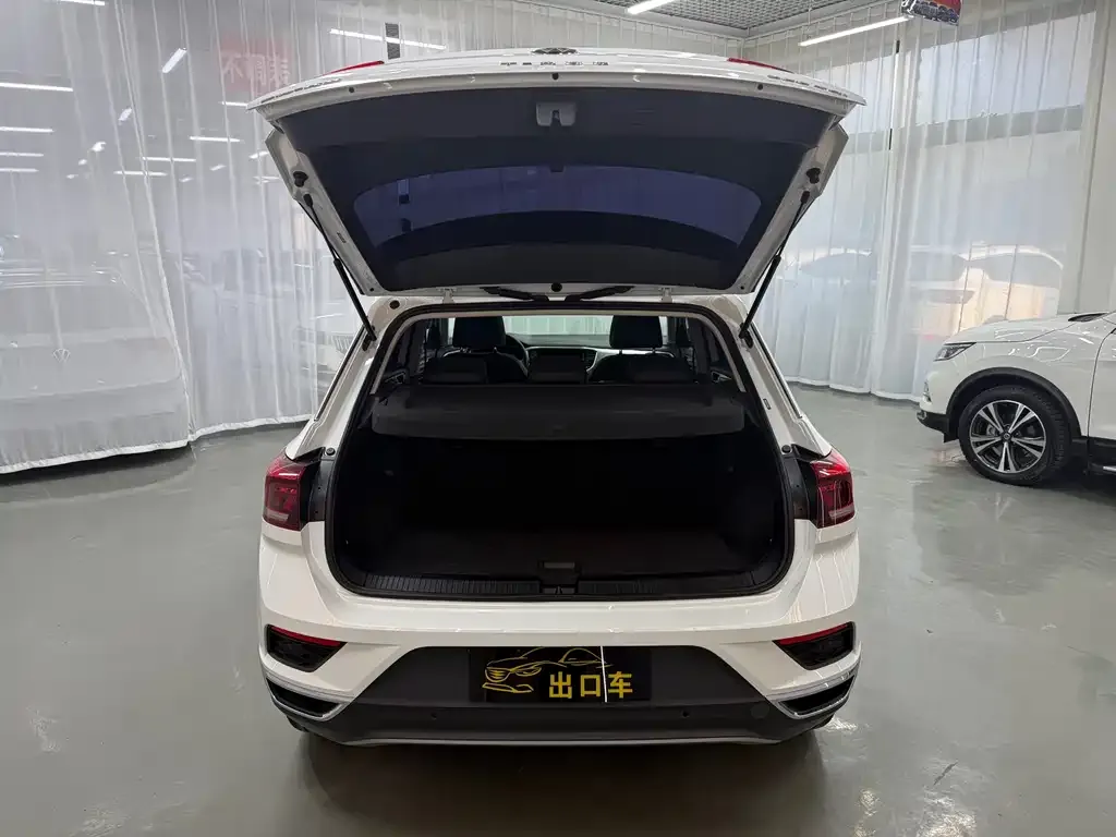 Volkswagen T-Roc 2023 из CN, фото 6