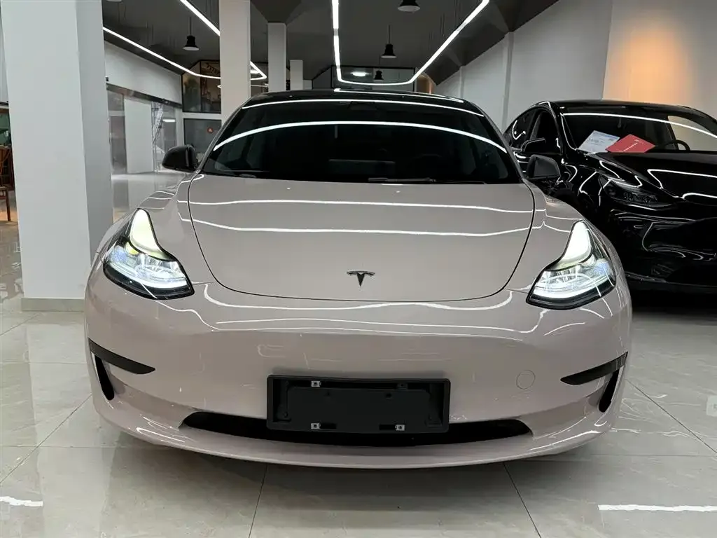 Tesla Model 3 — фото 6