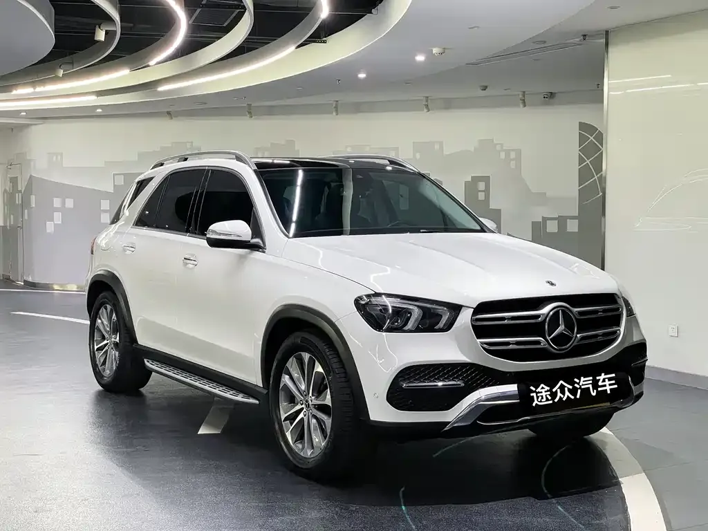 Mercedes-Benz GLE — фото 6