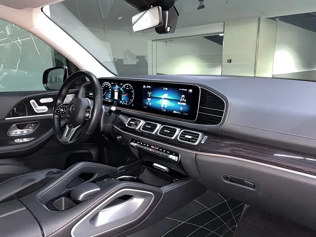 Mercedes-Benz GLE — фото 4