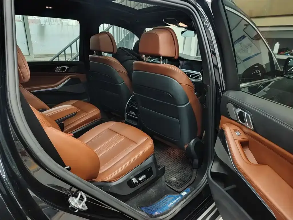 BMW X7 2021 из CN, фото 6