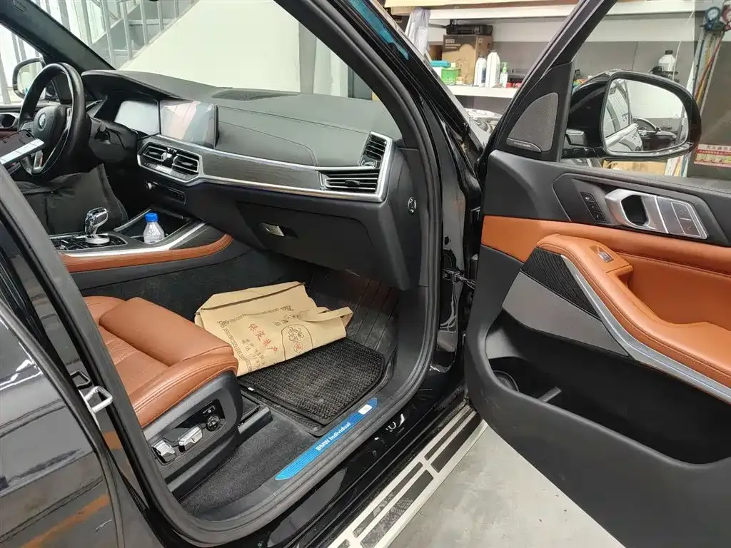 BMW X7 2021 из CN, фото 9
