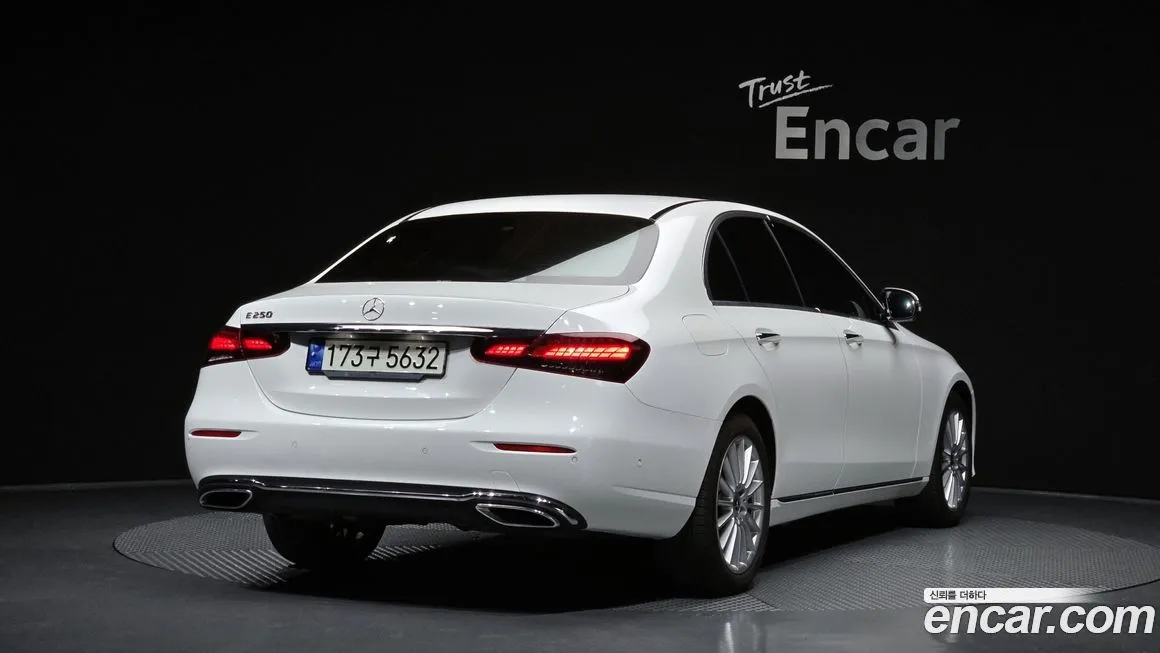 Mercedes-Benz E-Class 2021 из KR, фото 3
