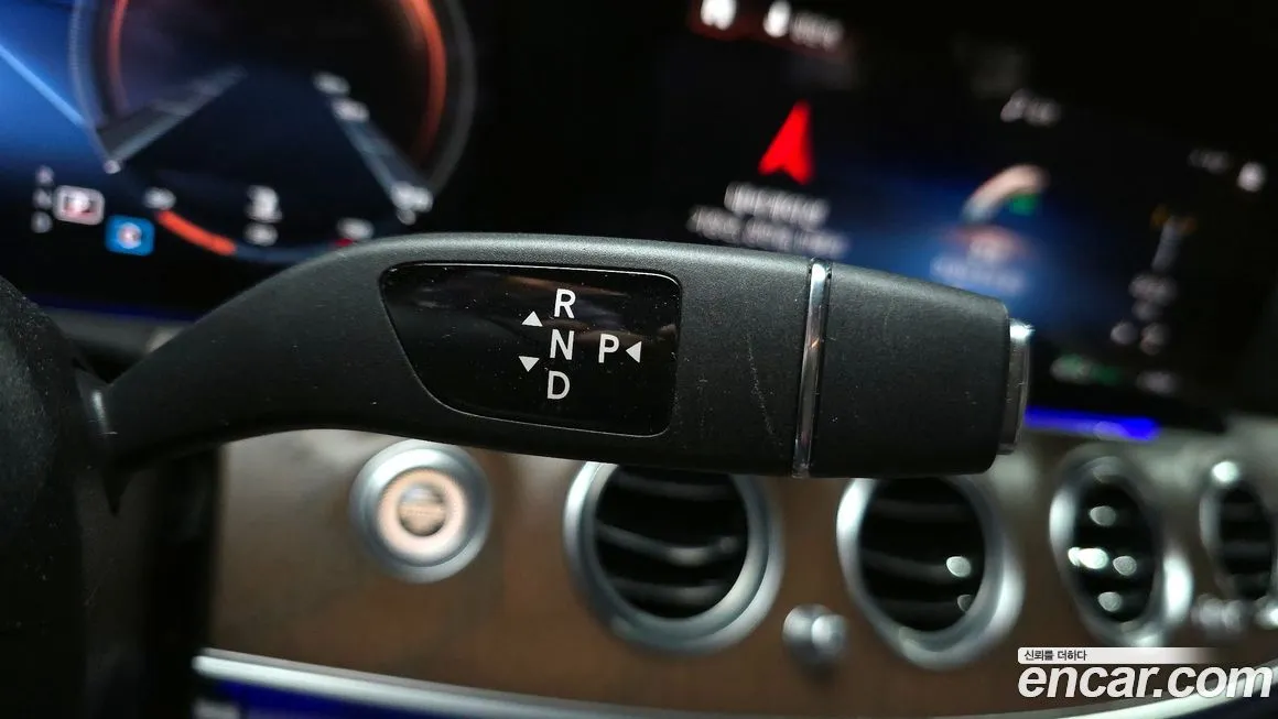 Mercedes-Benz E-Class 2021 из KR, фото 7