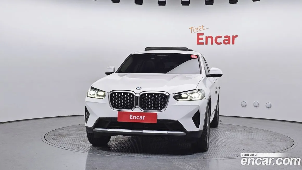 BMW X4 2022 из KR, фото 2