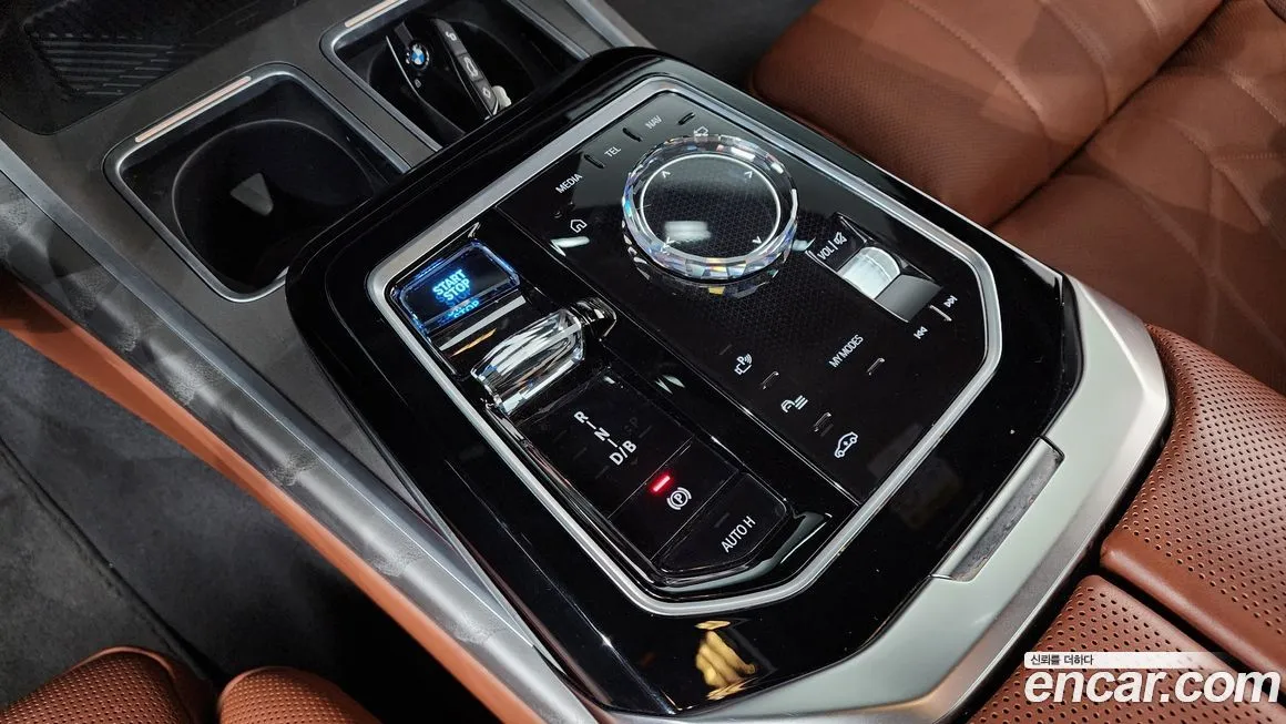 BMW i7 2023 из KR, фото 10