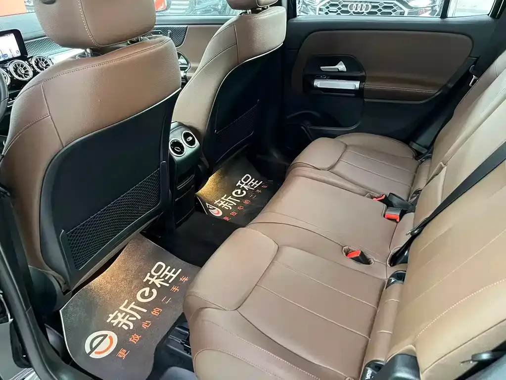 Mercedes-Benz GLB 2025 из CN, фото 2