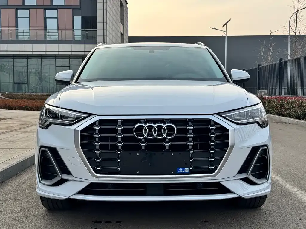 Audi Q3 — фото 5