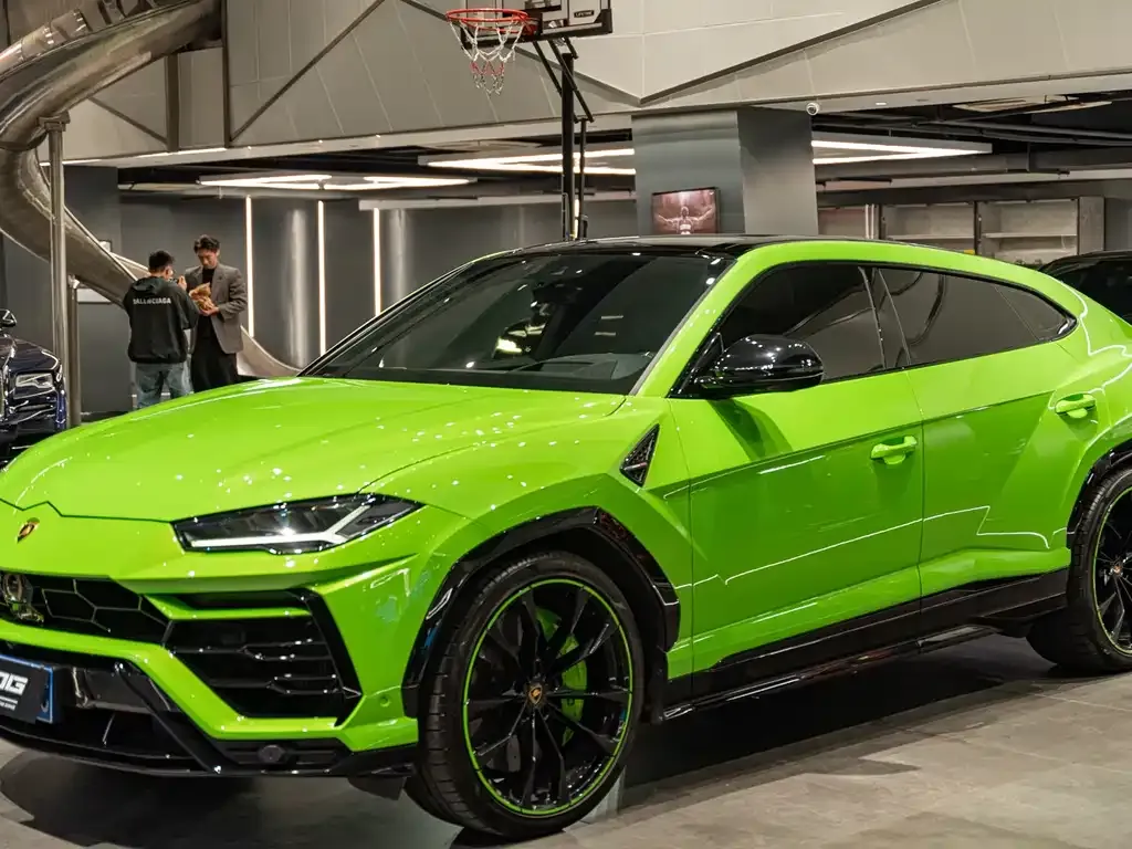 Lamborghini Urus 2021 из CN, фото 1