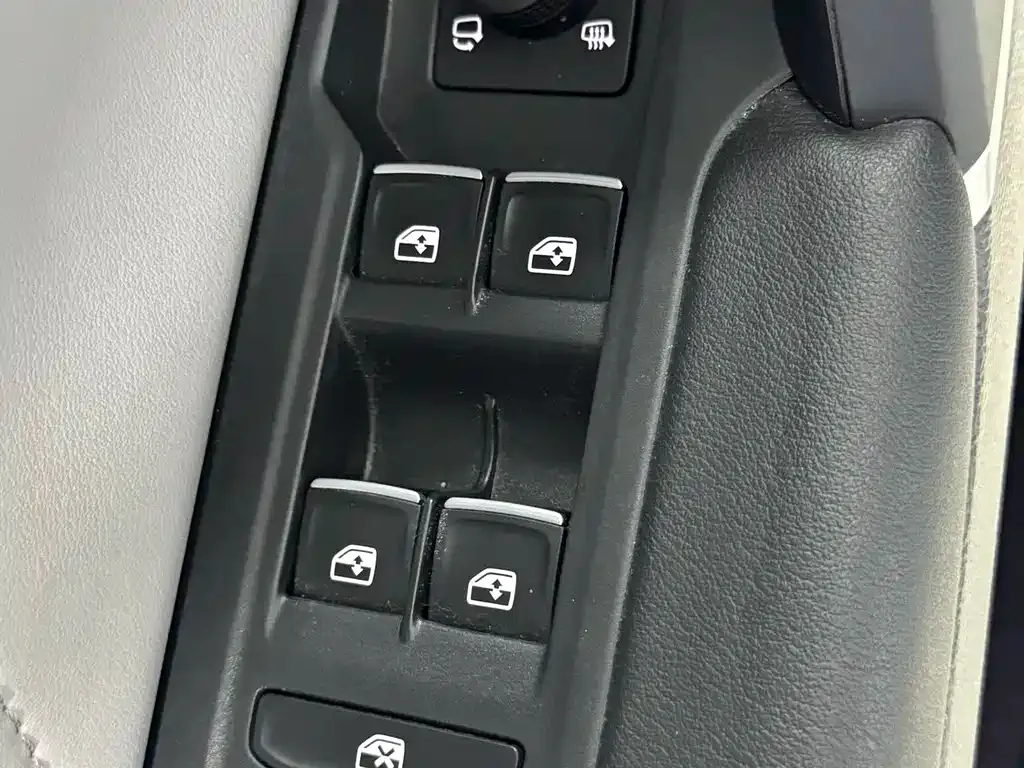Volkswagen Tayron 2022 из CN, фото 8
