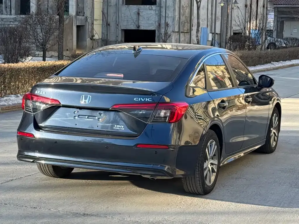 Honda Civic — фото 5