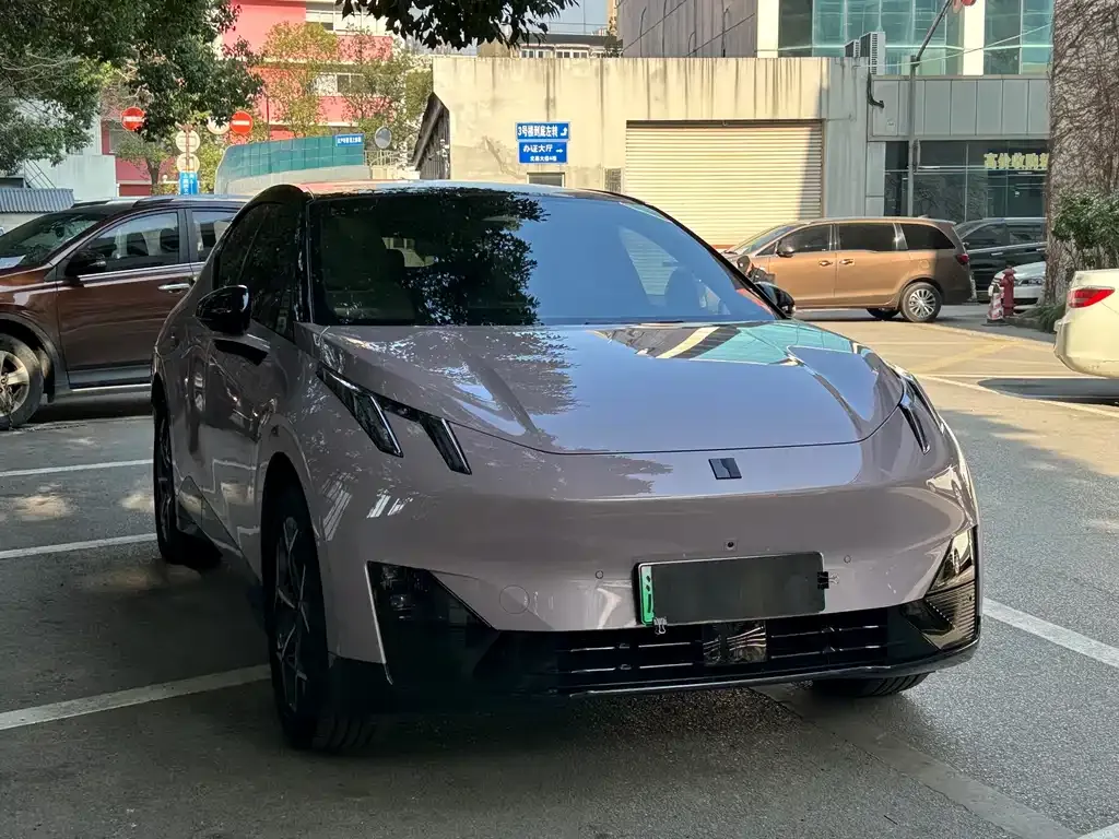 Lynk & Co Z20 2025 из CN, фото 5