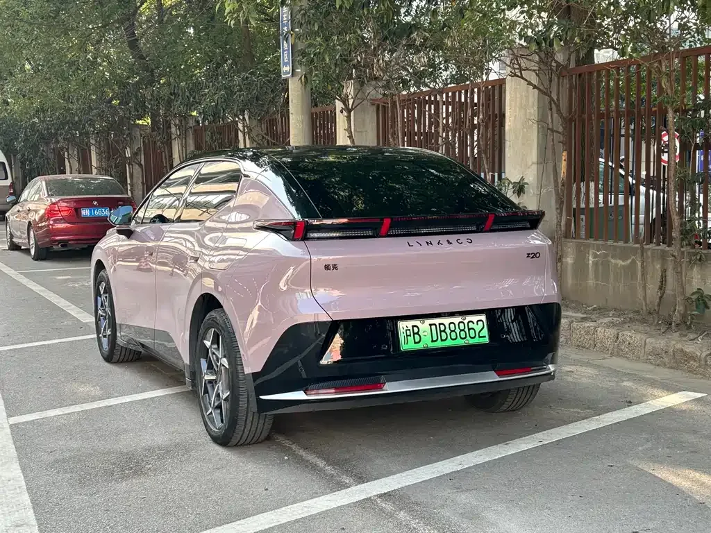 Lynk & Co Z20 2025 из CN, фото 8