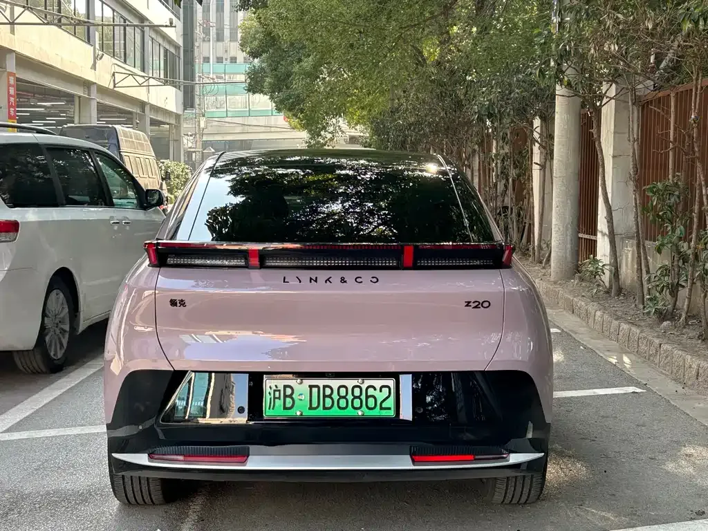 Lynk & Co Z20 2025 из CN, фото 9