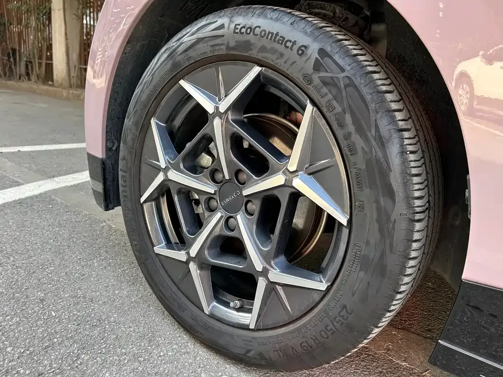 Lynk & Co Z20 2025 из CN, фото 10