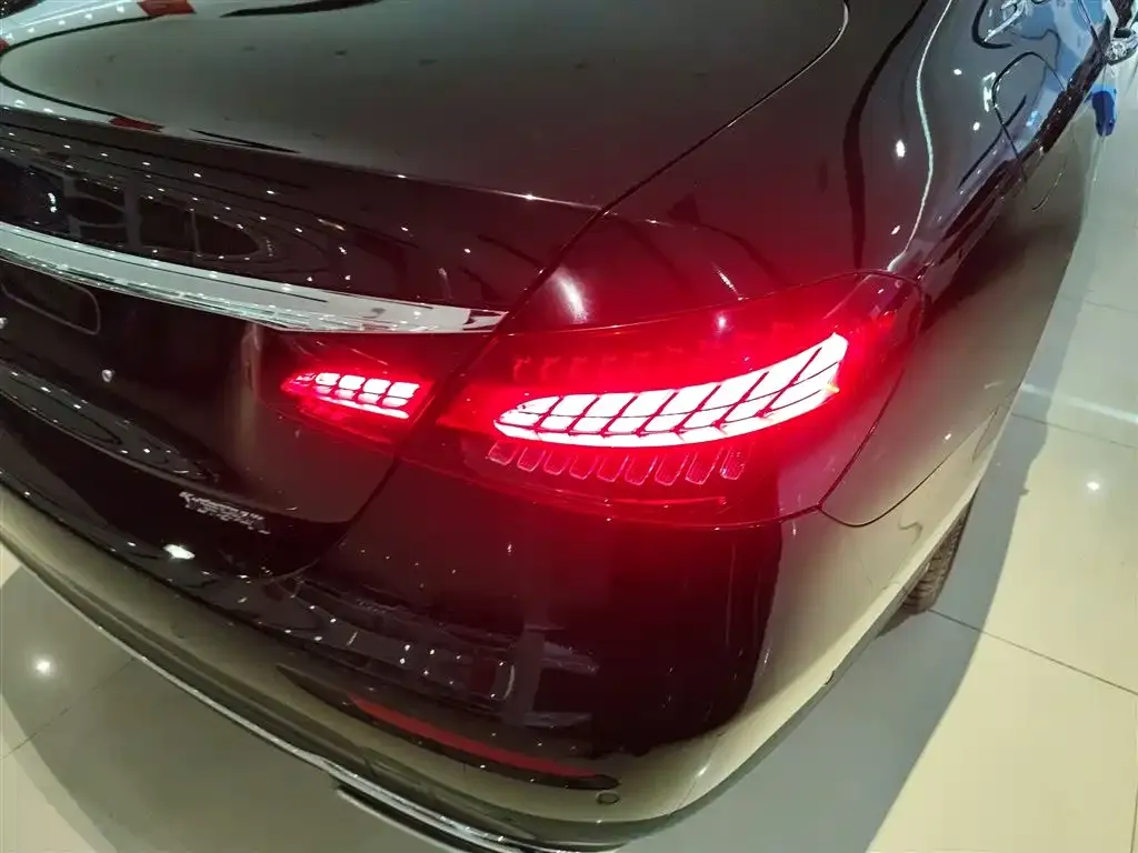 Mercedes-Benz E-Class 2023 из CN, фото 5