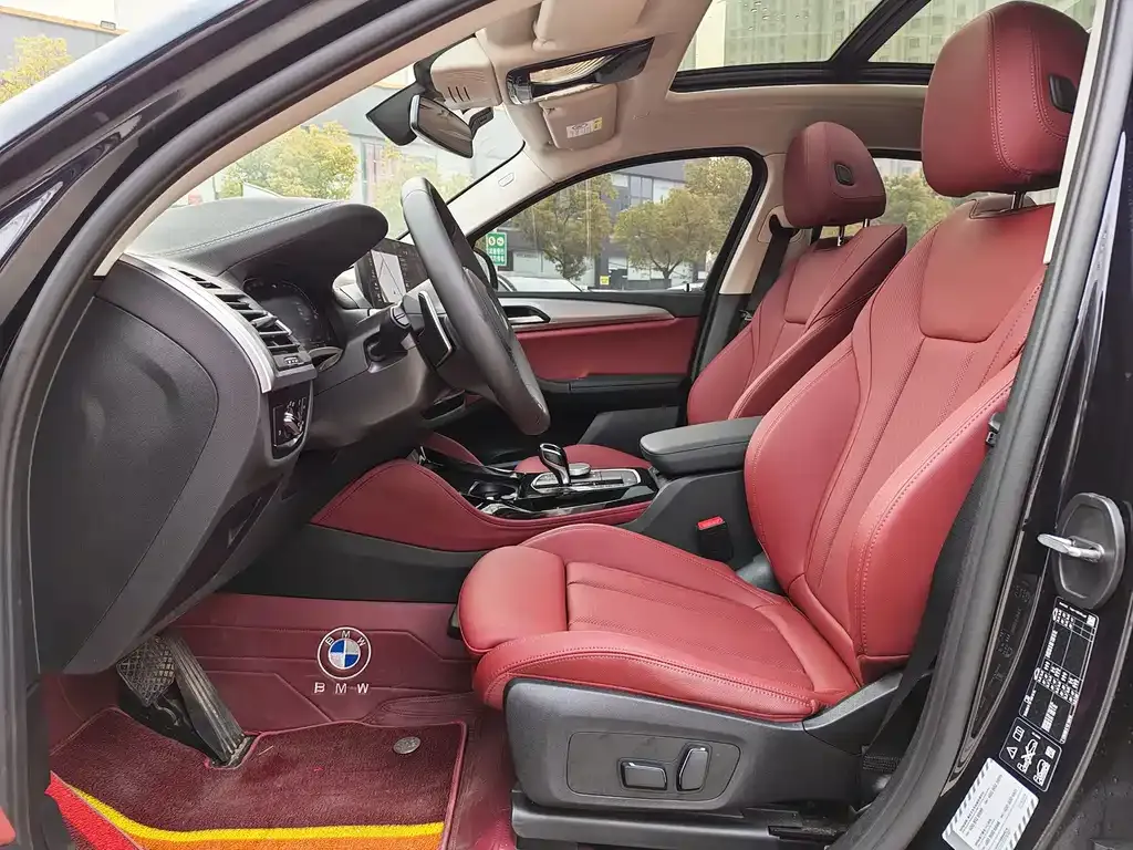 BMW X4 — фото 10