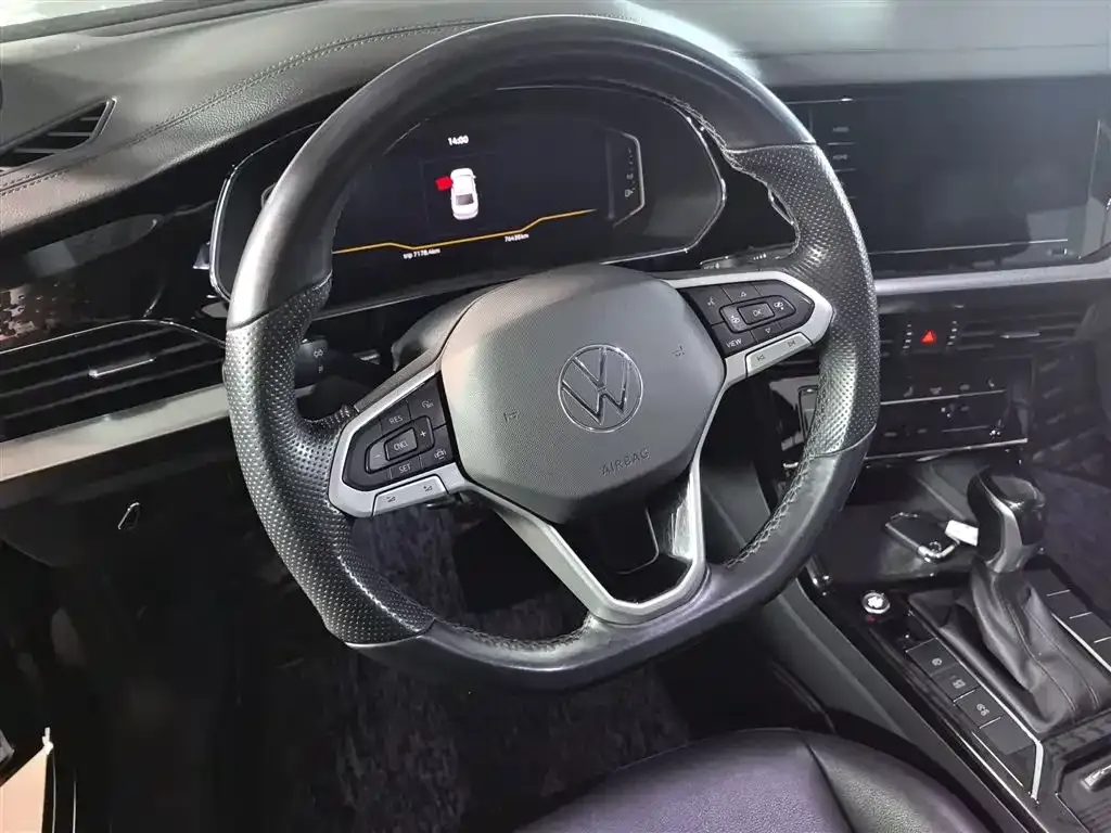Volkswagen Passat — фото 5