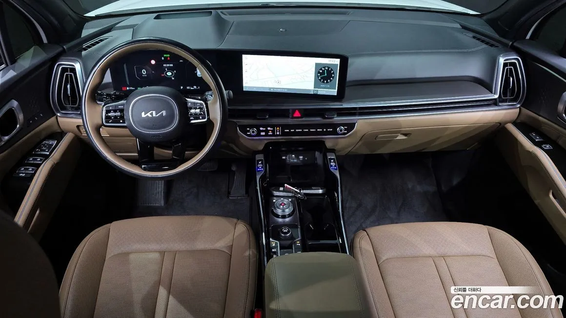 Kia Sorento — фото 8