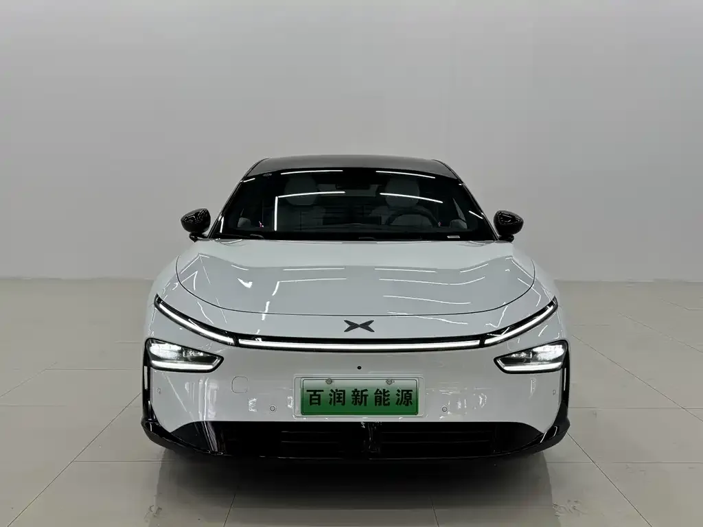 XPeng P7+ — фото 1