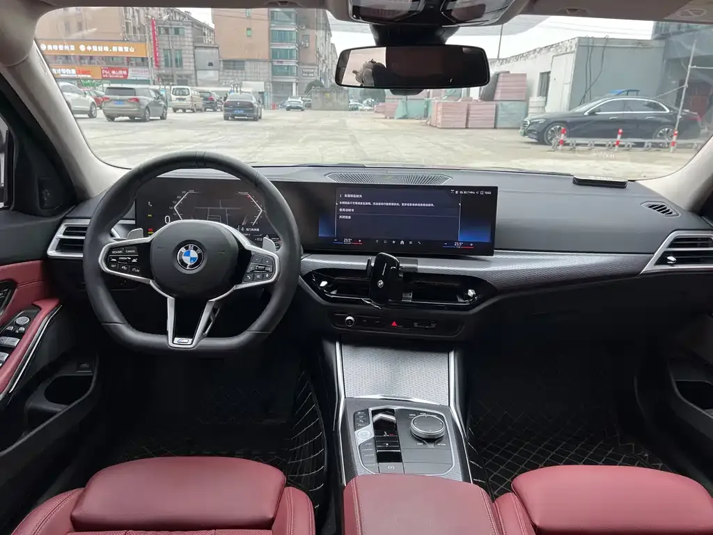 BMW 3 Series 2025 из CN, фото 2